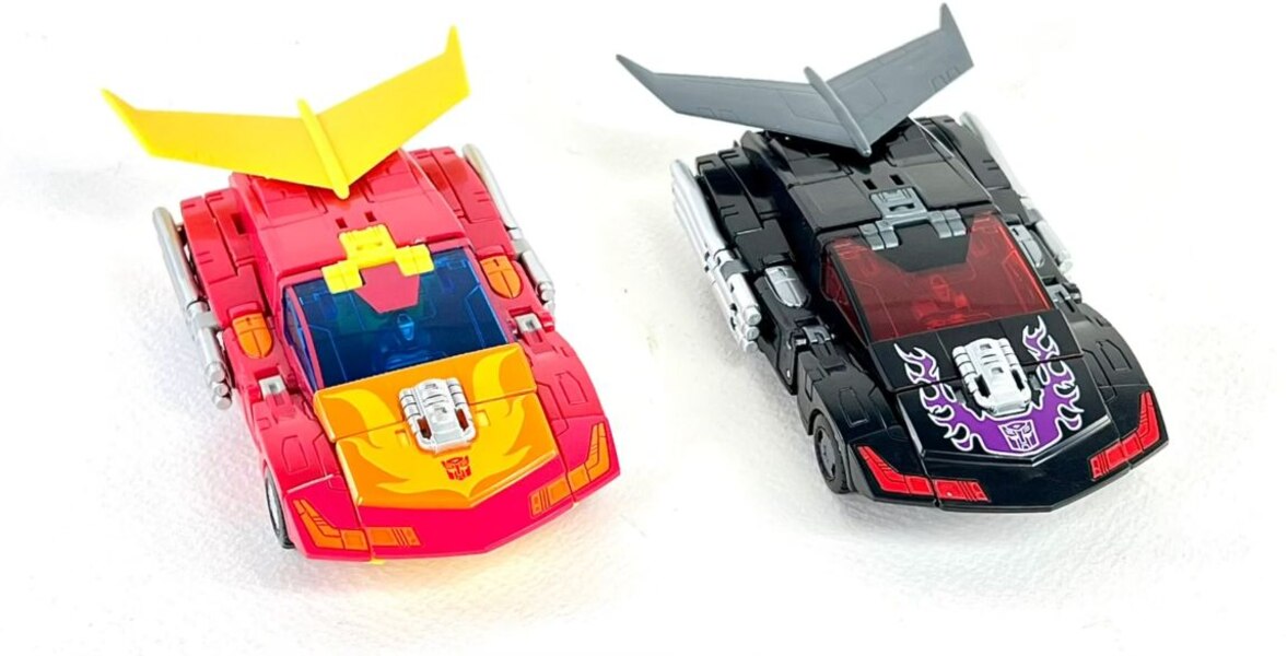 Image Of Shattered Glass Rodimus  Transformers Generations Action Figure  (10 of 20)